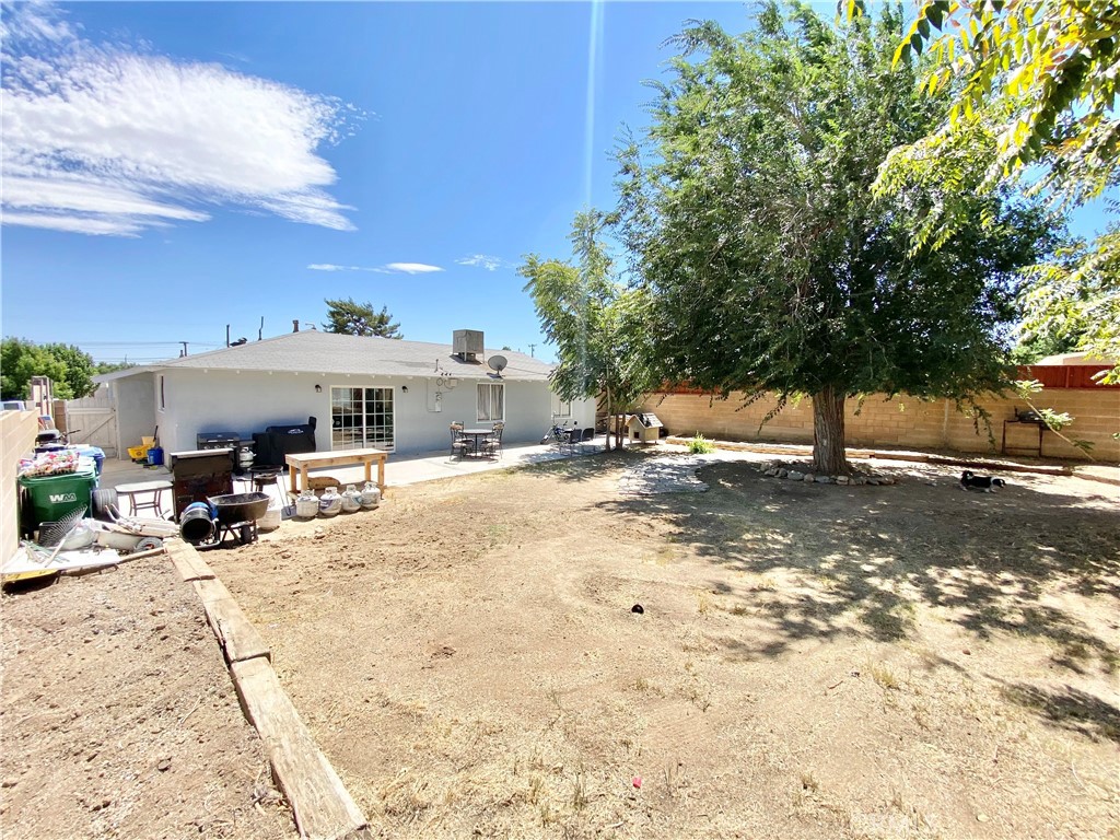 37509 Larkin Property Photo 15