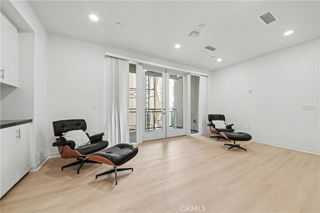 1304 Nolita Property Photo 6