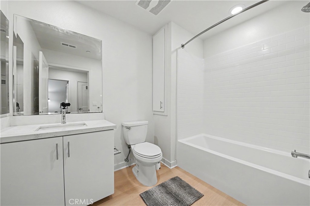 1304 Nolita Property Photo 25