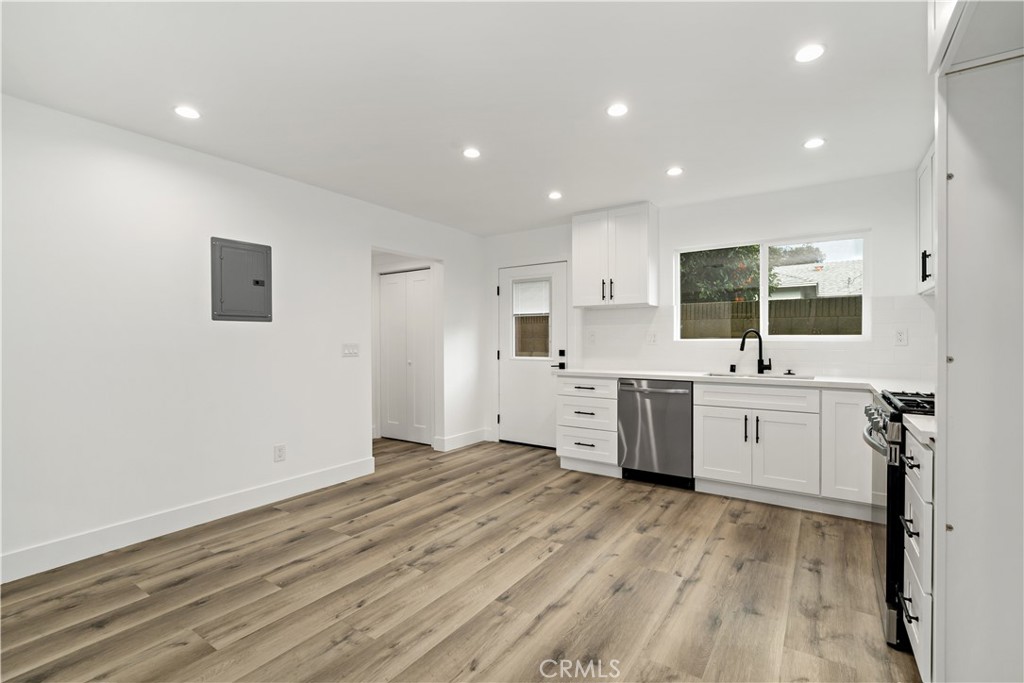 5919 Arbor Property Photo 11