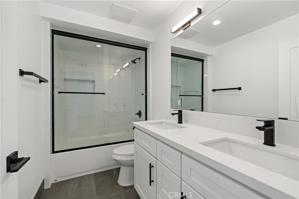 5919 Arbor Property Photo 12