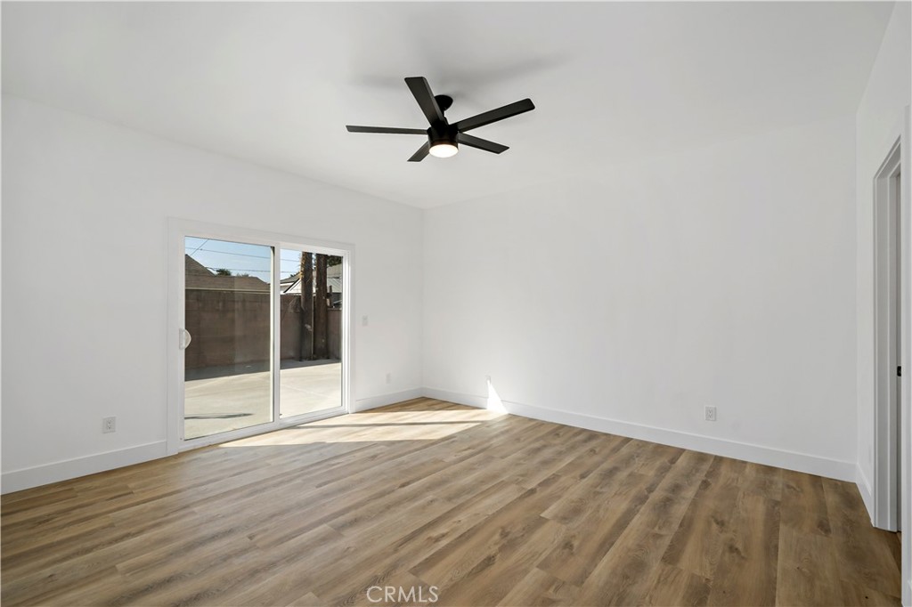 6025 Bellflower Property Photo 19