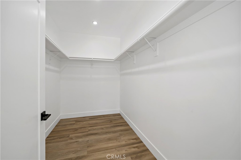 6025 Bellflower Property Photo 23