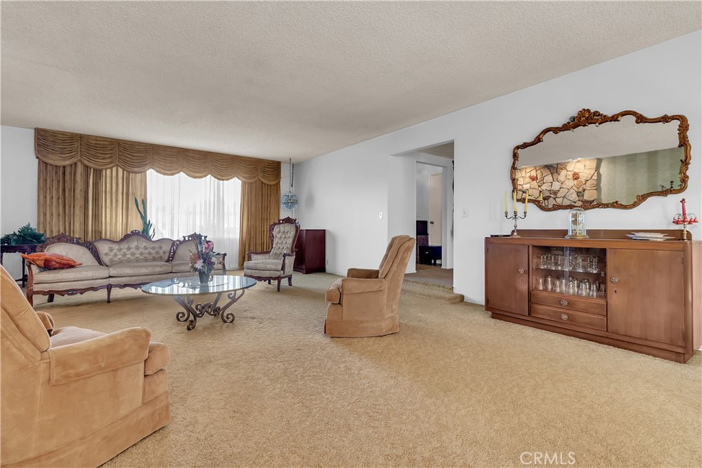 9620 Walnut Street Property Photo 11