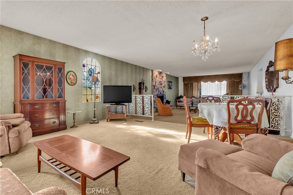 9620 Walnut Street Property Photo 12