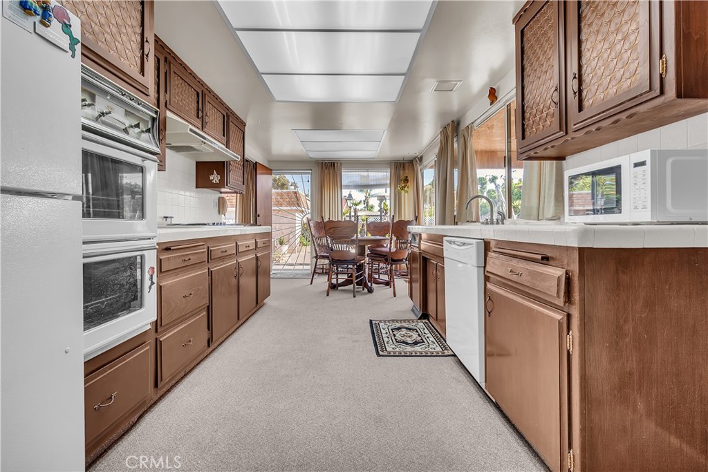 9620 Walnut Street Property Photo 15