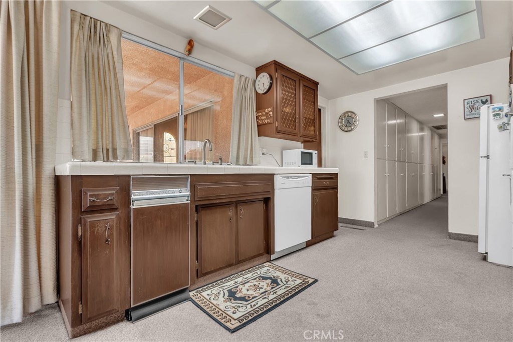 9620 Walnut Street Property Photo 16