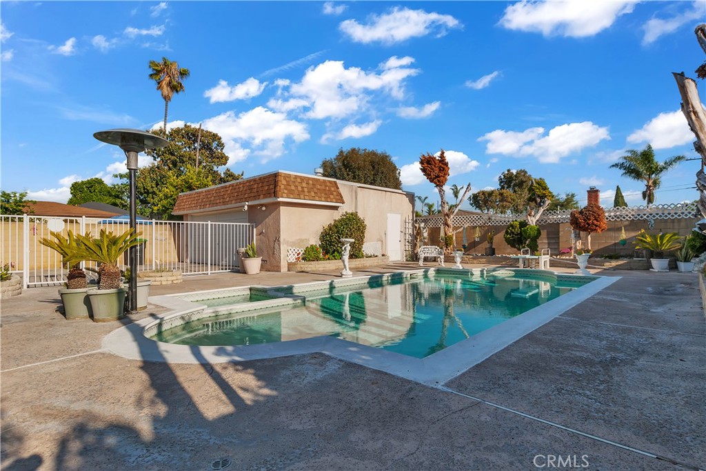 9620 Walnut Street Property Photo 44