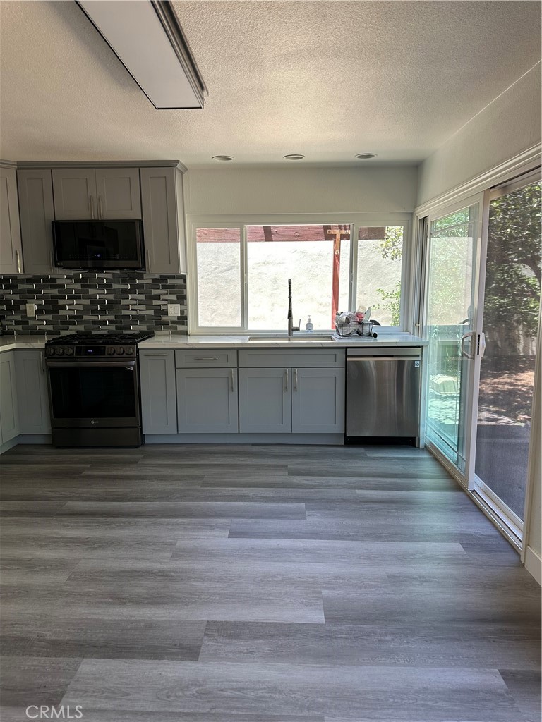 4141 Pleasant Property Photo 14