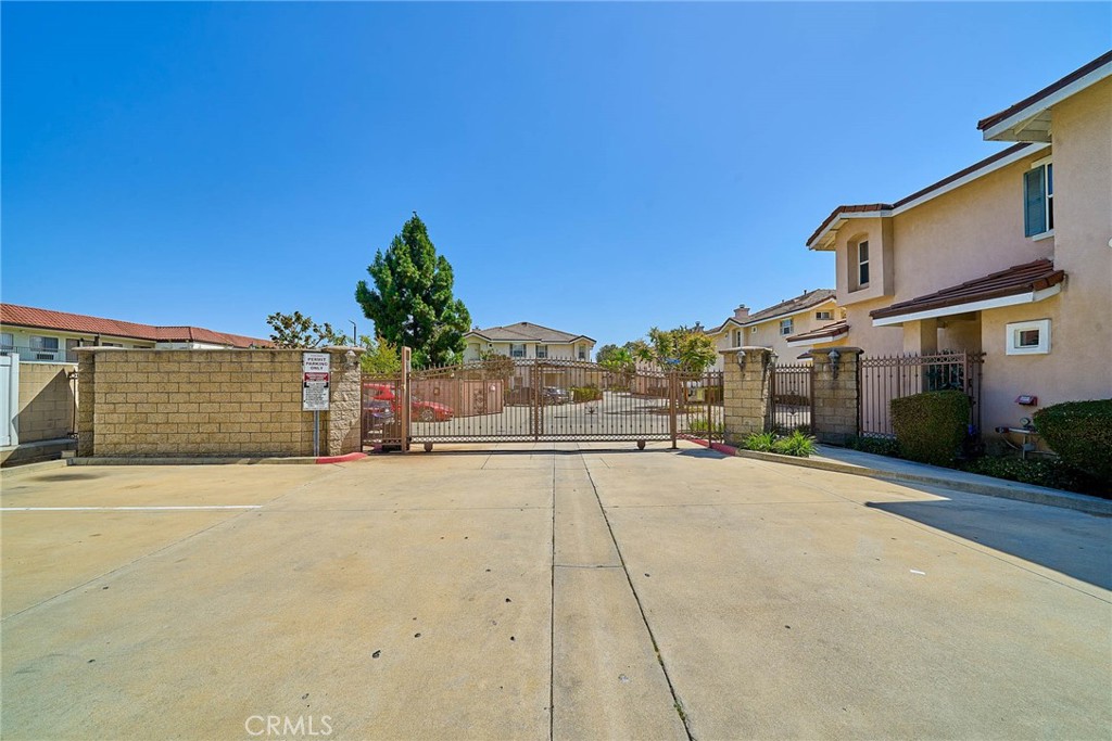9008 Primavera Lane Property Photo 43