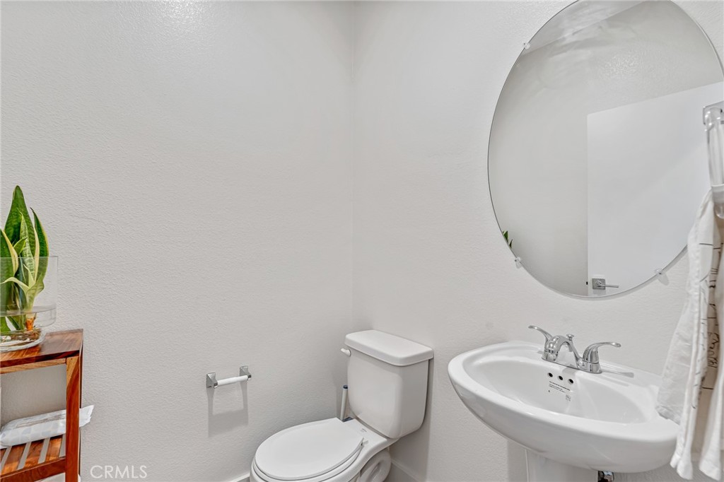 149 E Knox Property Photo 15