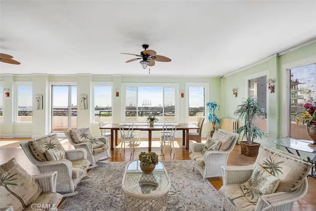 360 W Ocean 605 Property Photo 9