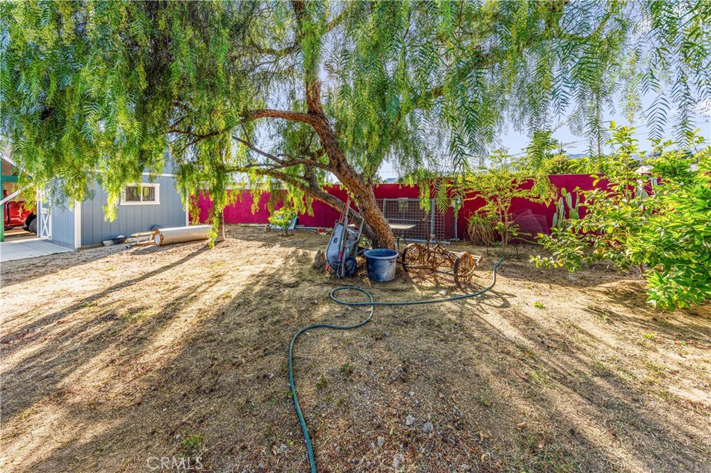 13441 Fenton Property Photo 5