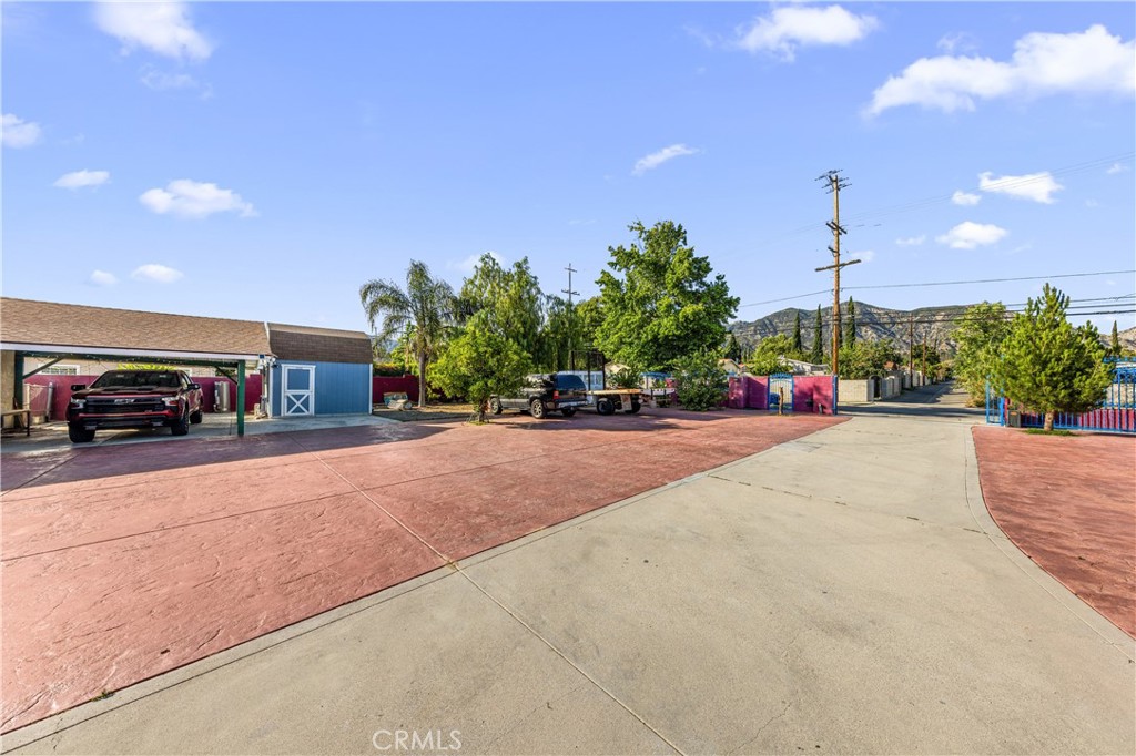 13441 Fenton Property Photo 11
