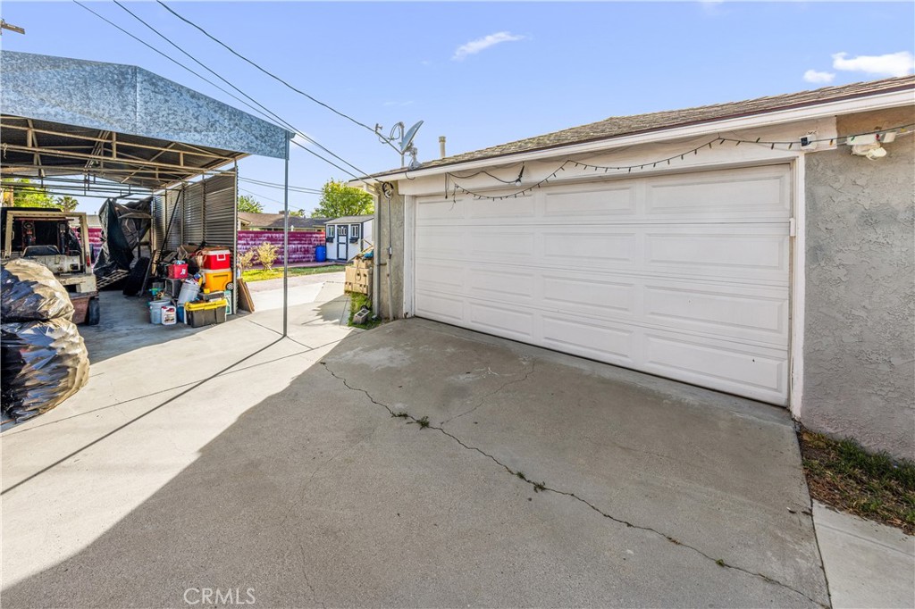 13441 Fenton Property Photo 13