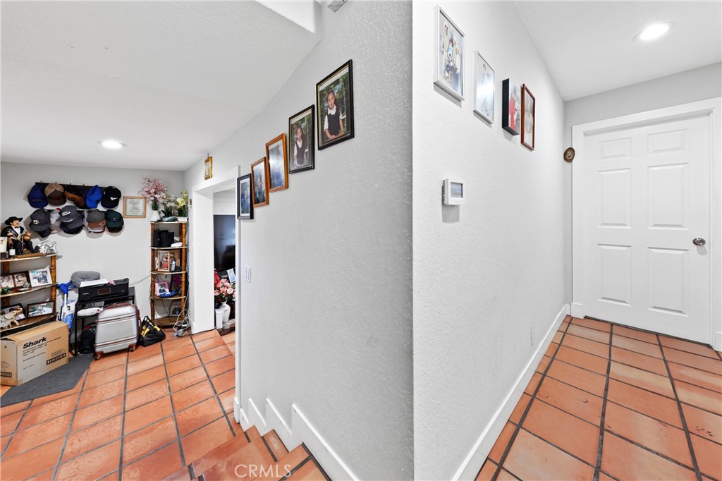 13441 Fenton Property Photo 25