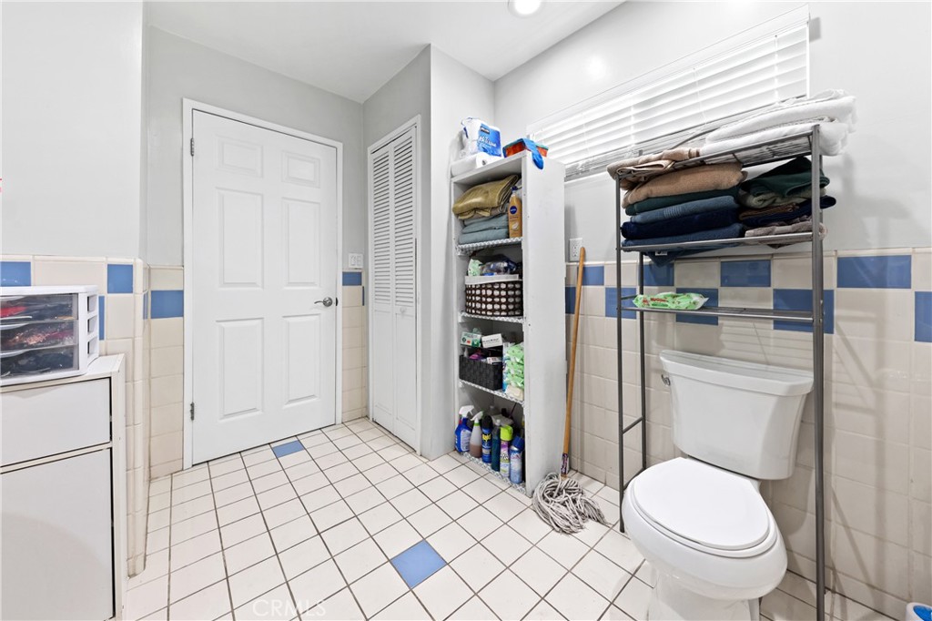 13441 Fenton Property Photo 38