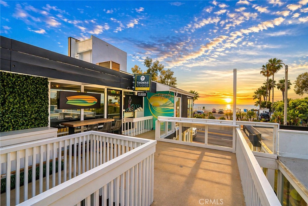 550 S Coast Property Photo 4