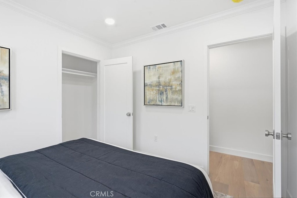 1814 N Studebaker Property Photo 18
