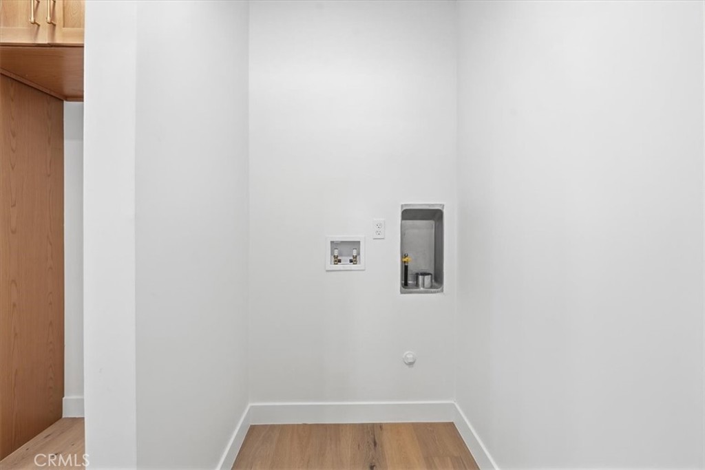 1814 N Studebaker Property Photo 19