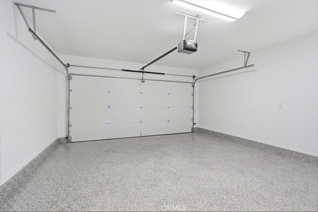 1814 N Studebaker Property Photo 21