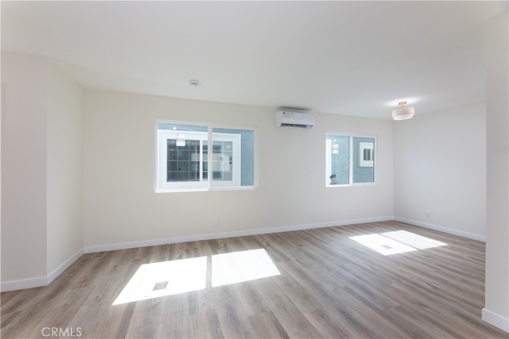 1730 W Spring Street Property Photo 10