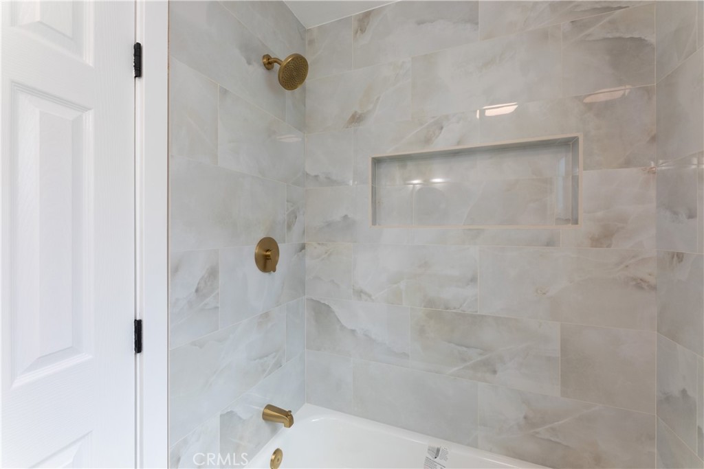 1730 W Spring Street Property Photo 20
