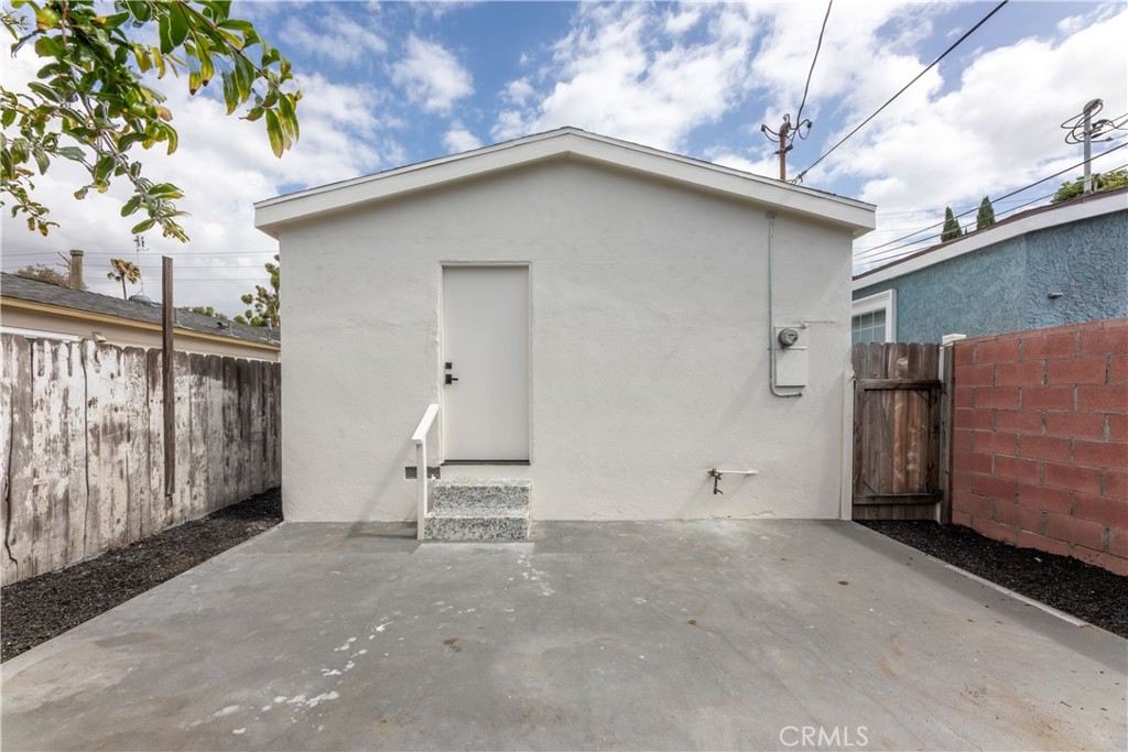 1730 W Spring Street Property Photo 32
