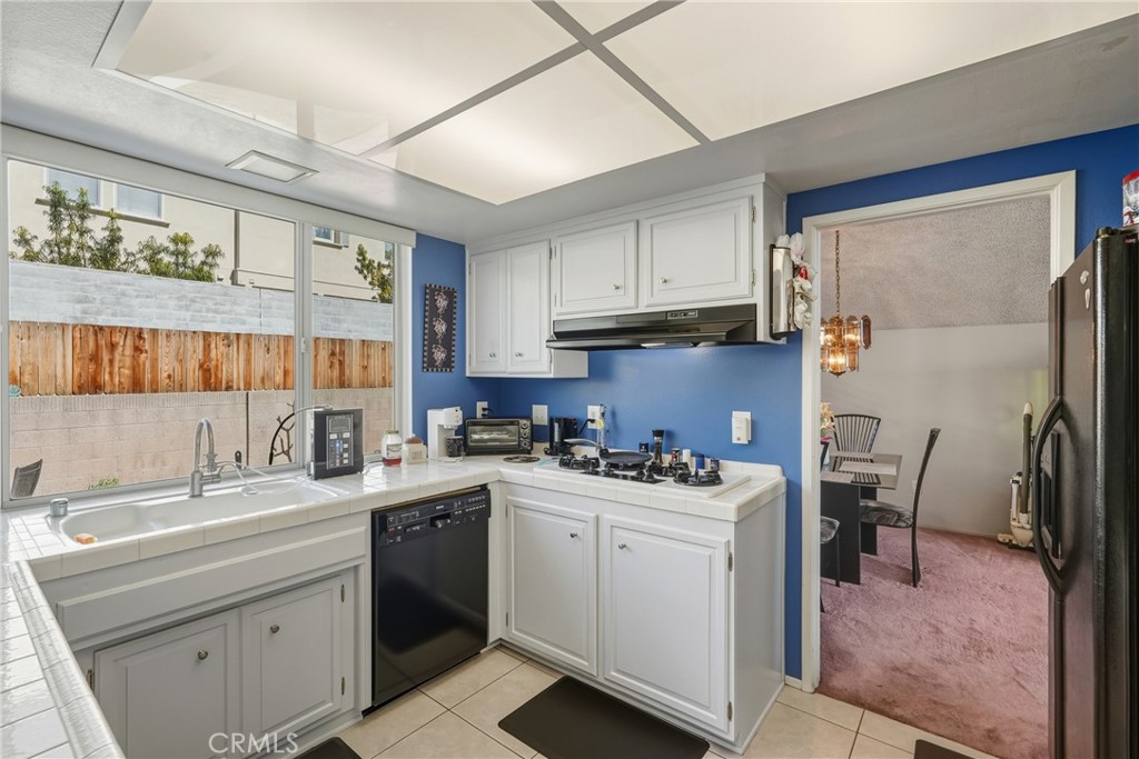 5457 Oxford Drive Property Photo 10