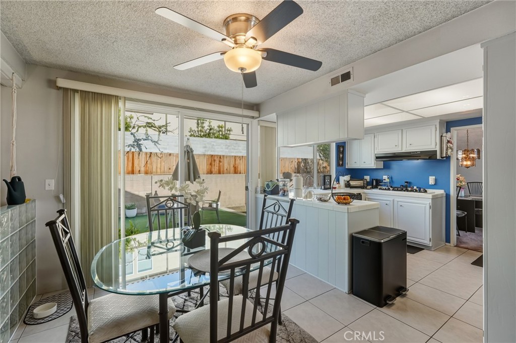 5457 Oxford Drive Property Photo 12