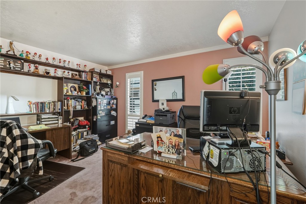 5457 Oxford Drive Property Photo 15