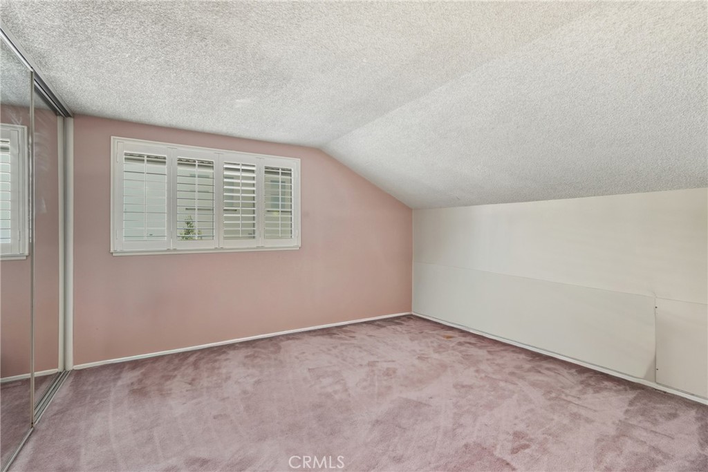 5457 Oxford Drive Property Photo 19