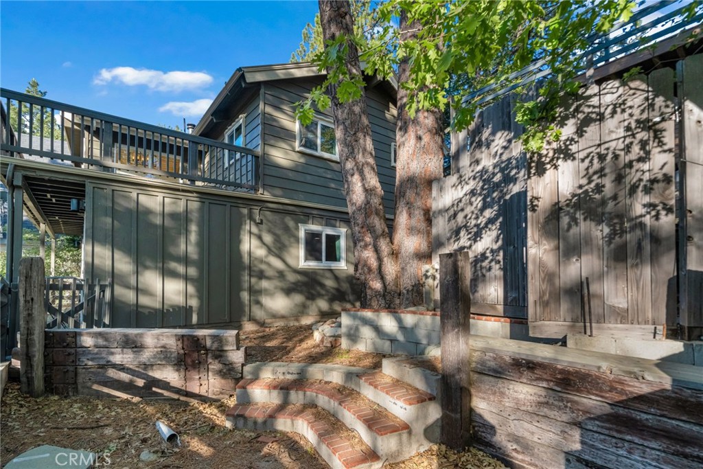 32061 Pine Cone Property Photo 3