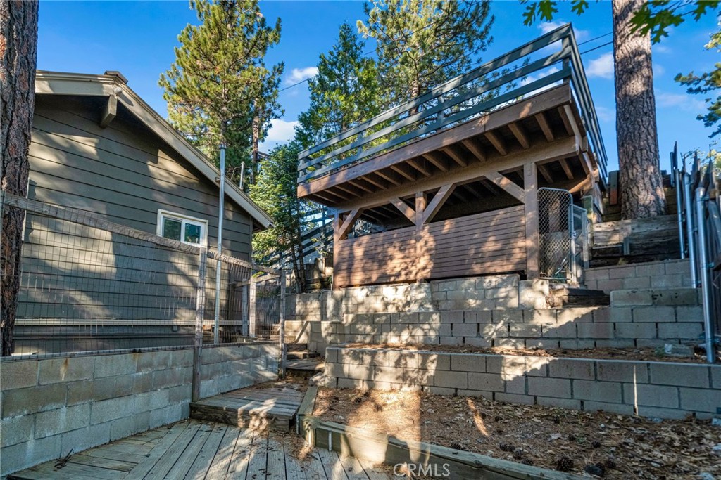 32061 Pine Cone Property Photo 4