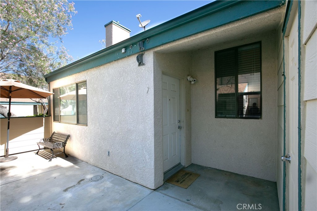 44514 15th E7 Property Photo 2