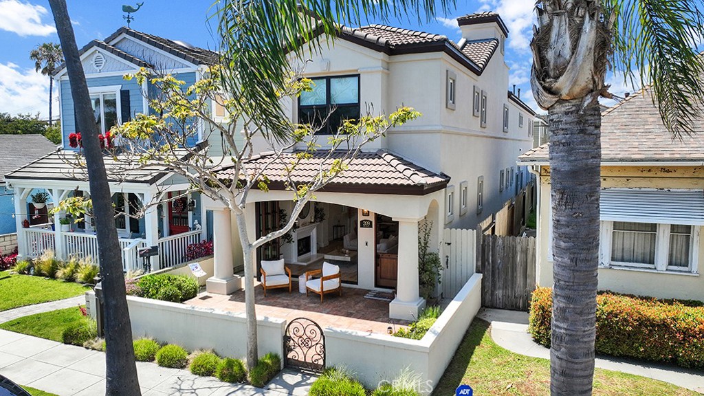 209 6th Property Photo