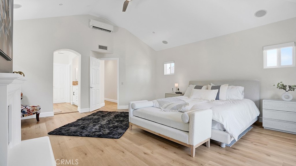 209 6th Property Photo 28