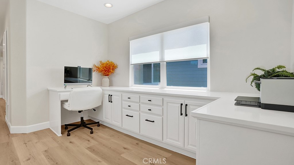 209 6th Property Photo 38