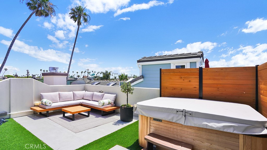 209 6th Property Photo 44