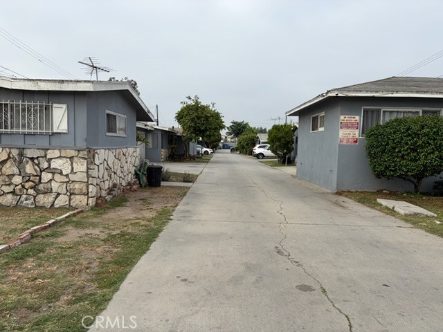 4642 Live Oak Property Photo 4