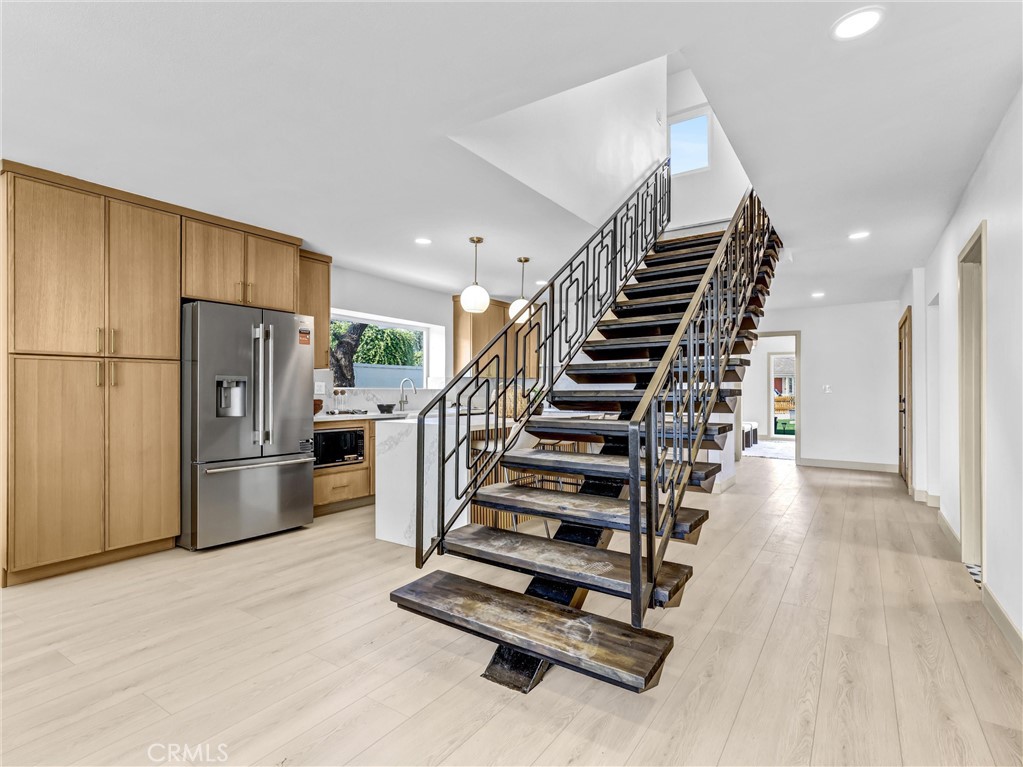 121 Beach Street Property Photo 10