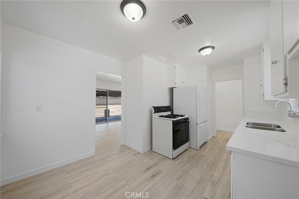 1268 S Westridge Property Photo 20