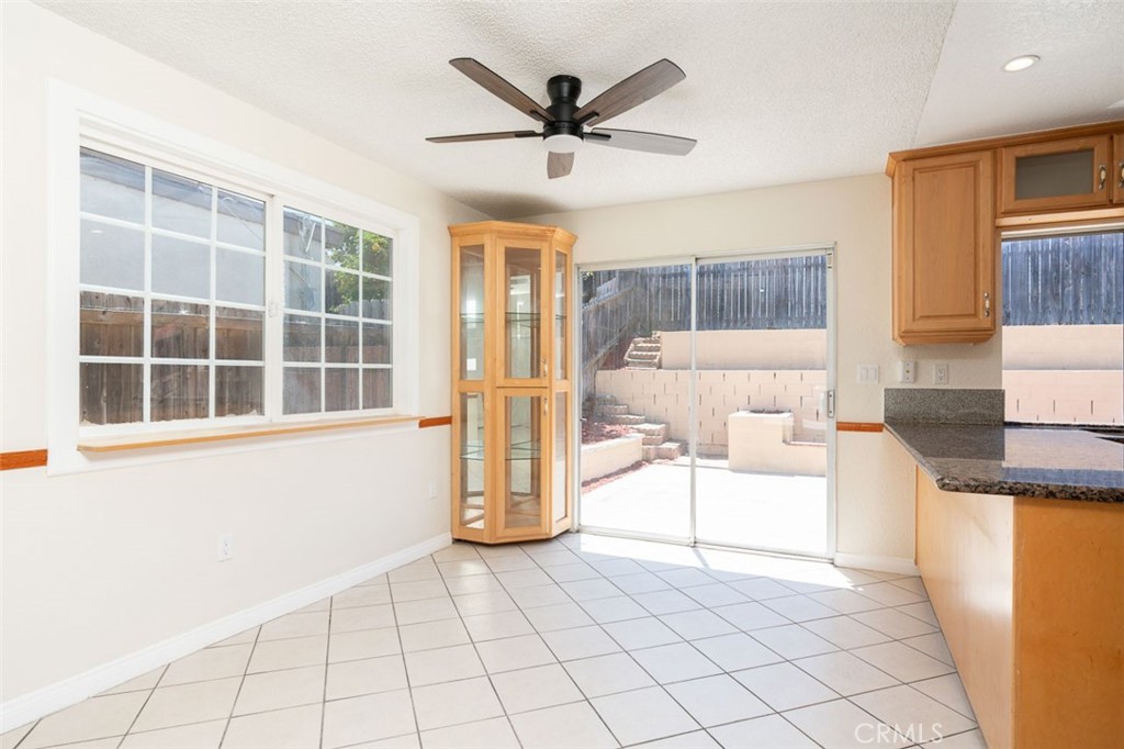 1216 Zurich Property Photo 7
