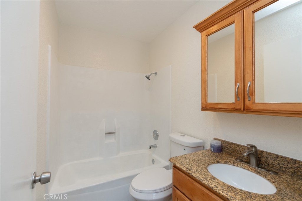1216 Zurich Property Photo 12