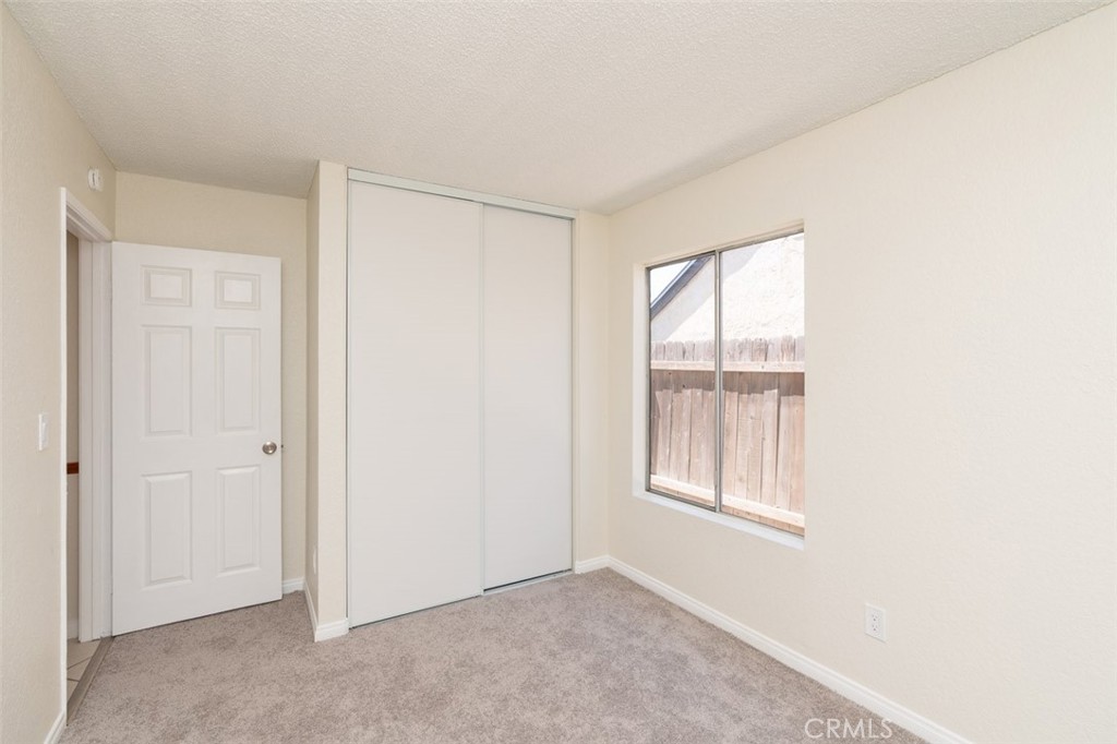 1216 Zurich Property Photo 16