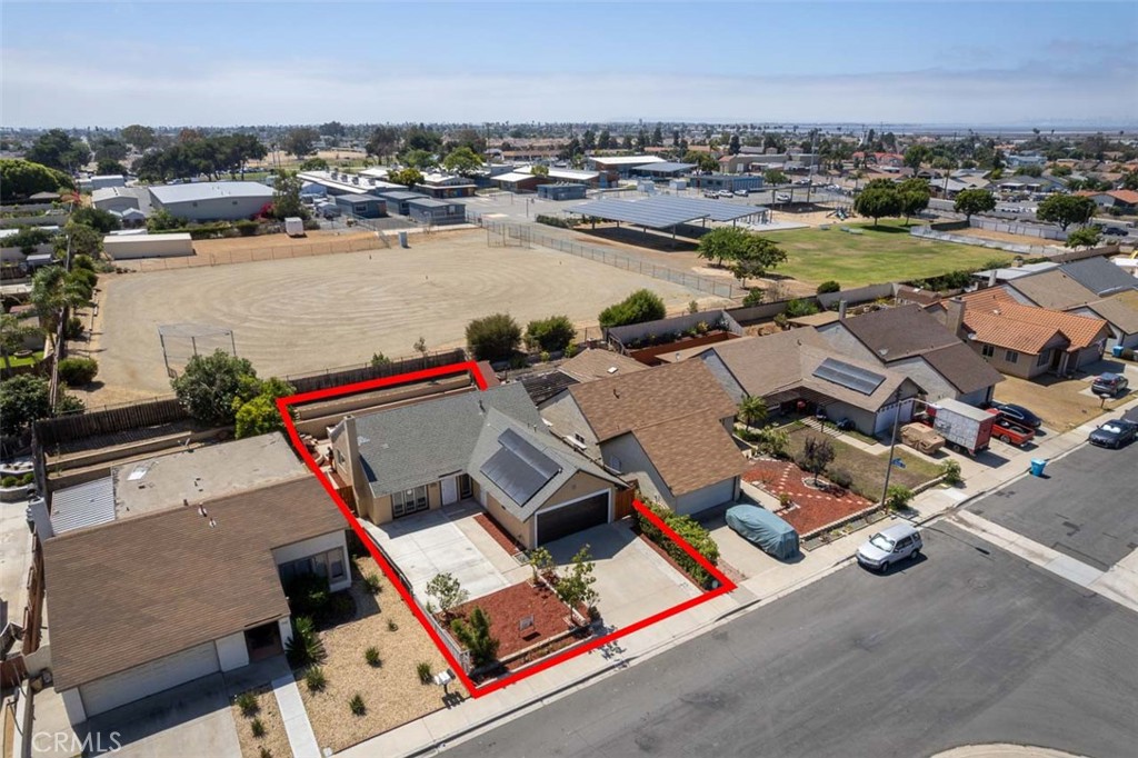 1216 Zurich Property Photo 33