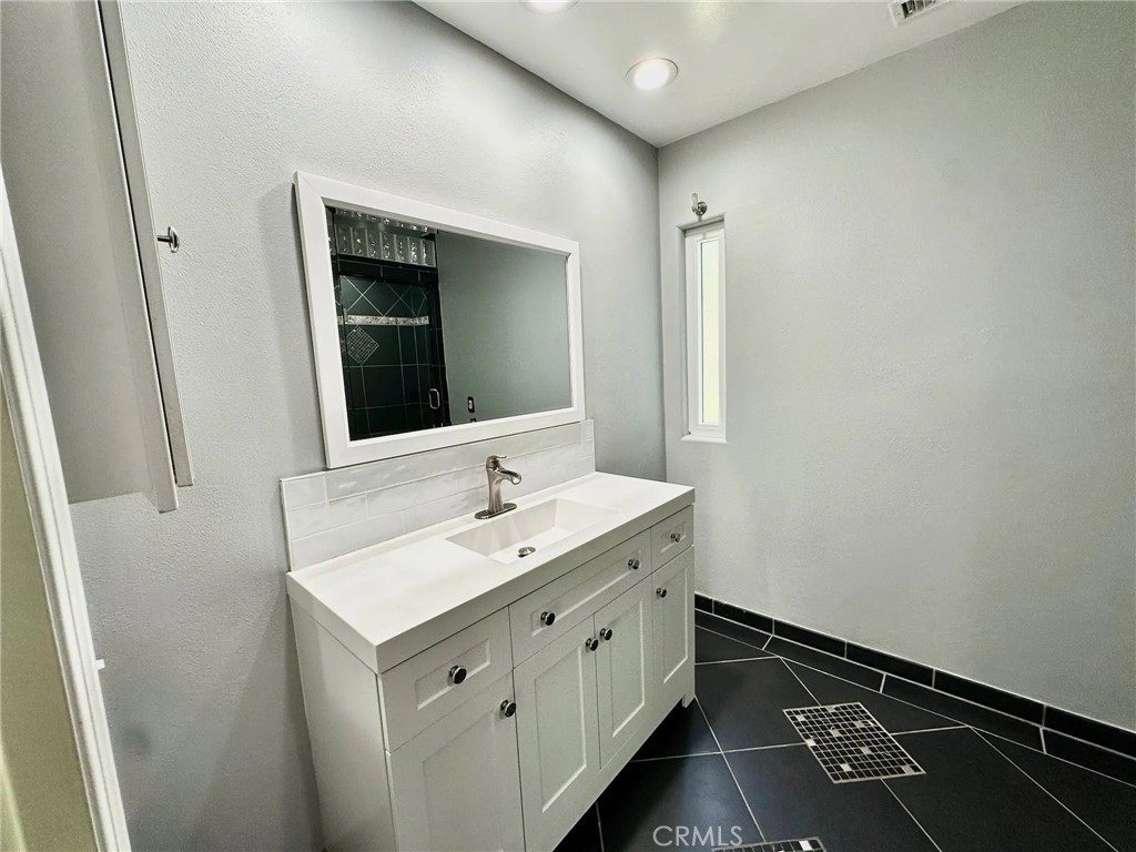 46 Meadowlark Property Photo 21