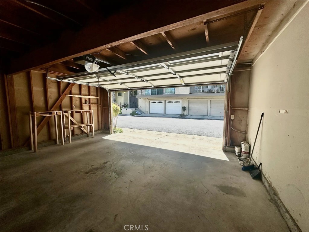 46 Meadowlark Property Photo 32