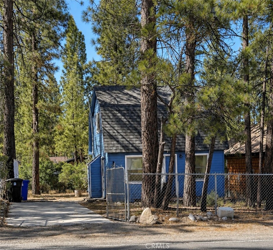 909 E Big Bear Property Photo 1