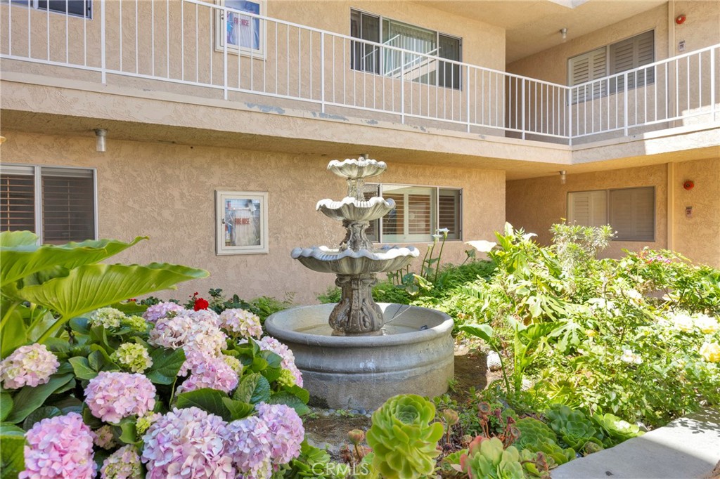 1311 S Grand 10 Property Photo 20